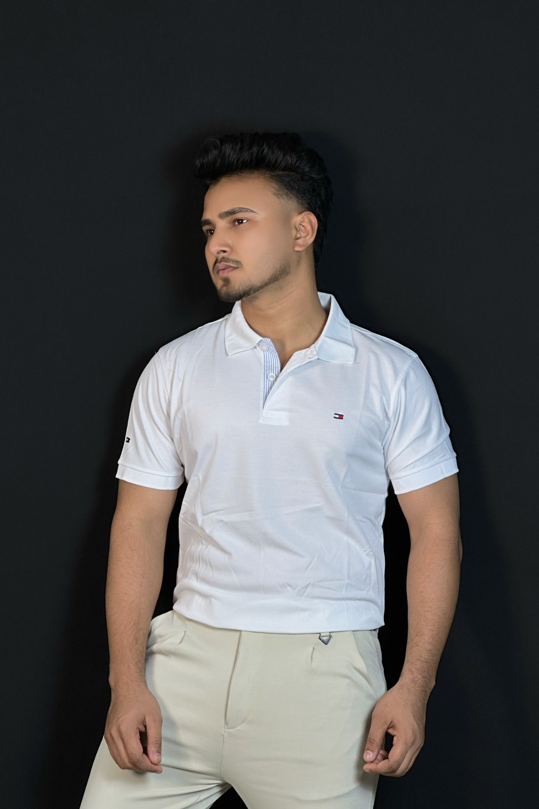 সাদা কালার পোলো টি-শার্ট-TM